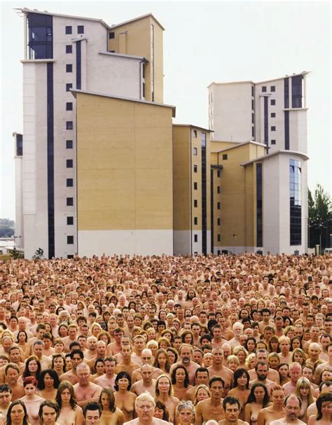 nude blogspot|The Naked World of Spencer Tunick .